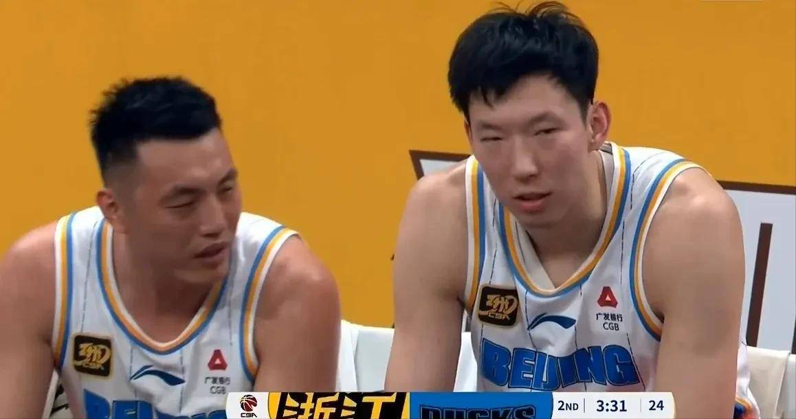 北京队球员连续受伤，困难重重