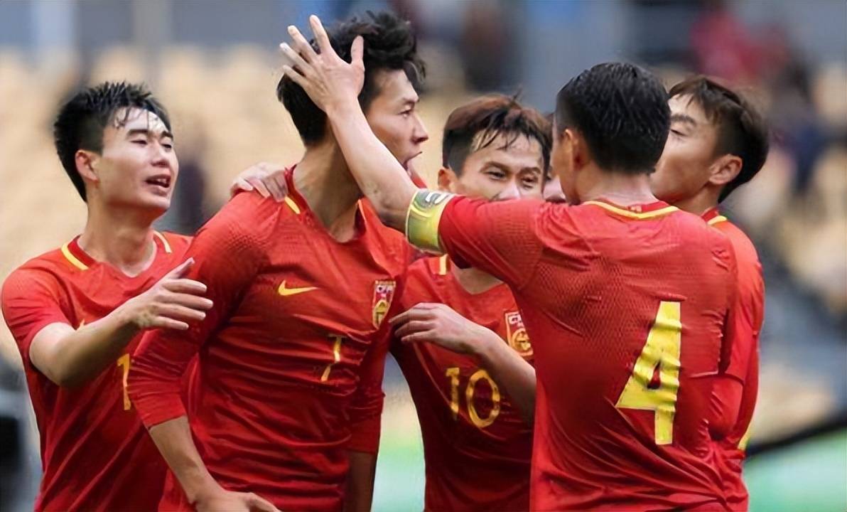 开云体育-包含比赛还没开打，国足迎来一个好消息，战胜中国香港队拿第3稳了的词条