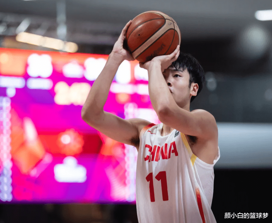 郇斯楠美高集锦回顾，高效拿下21分16篮板带队取胜的简单介绍